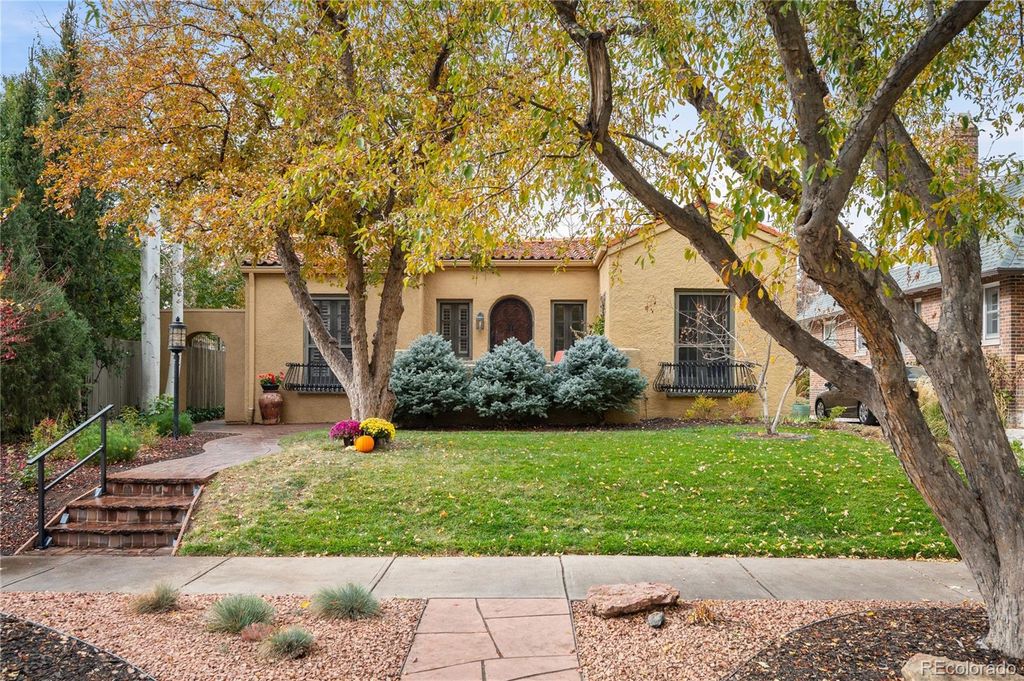 Photo of 2025 Eudora Street, Denver, CO 80207 (MLS # 8445337)