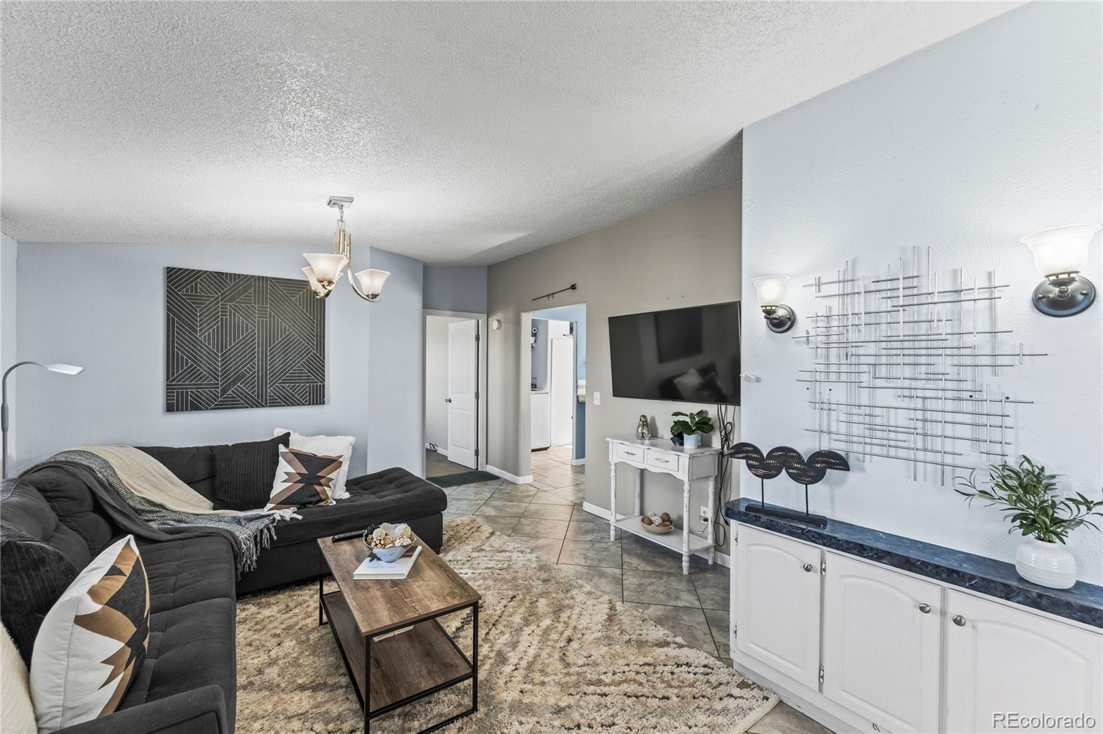 1475 High Prairie Point