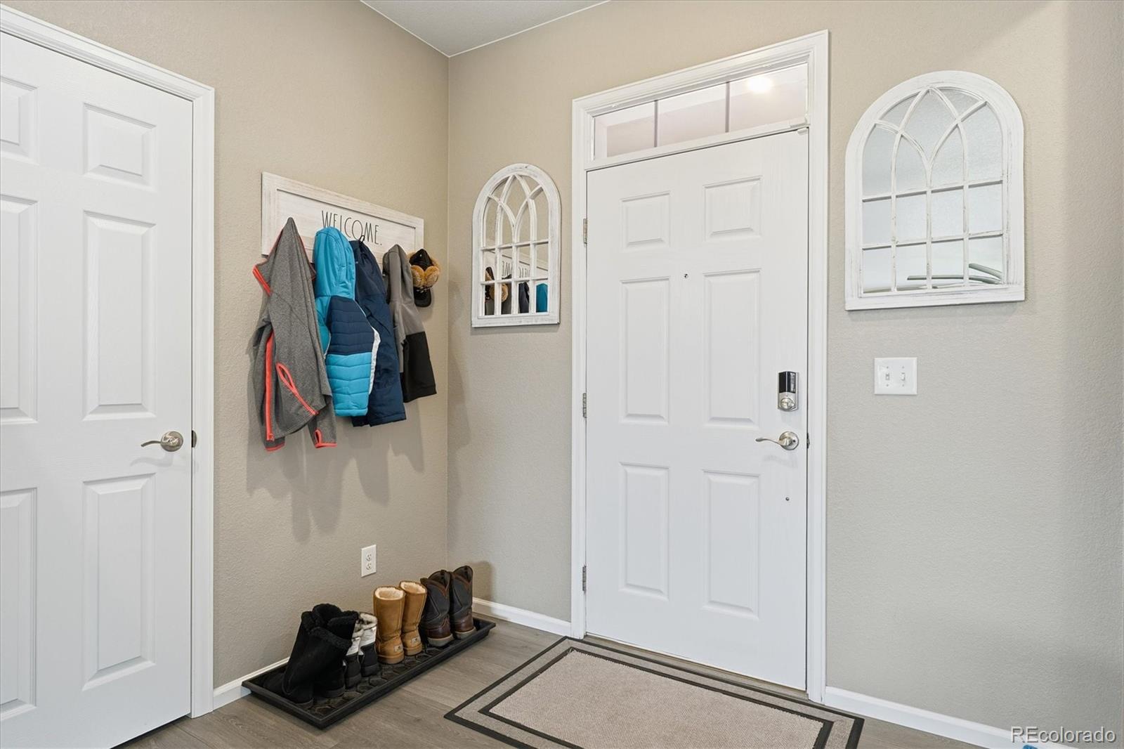 6047 N Halifax Court