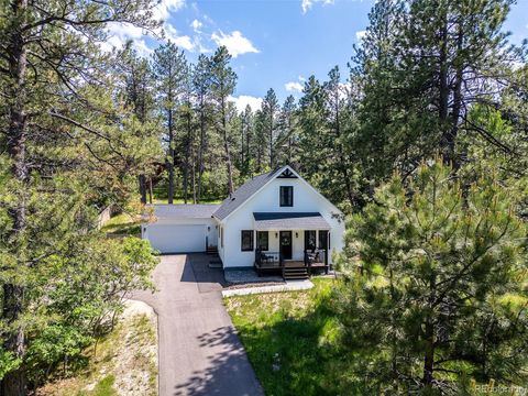 Photo of 950 Tenderfoot Drive, Larkspur, CO 80118 (MLS # 9529408)