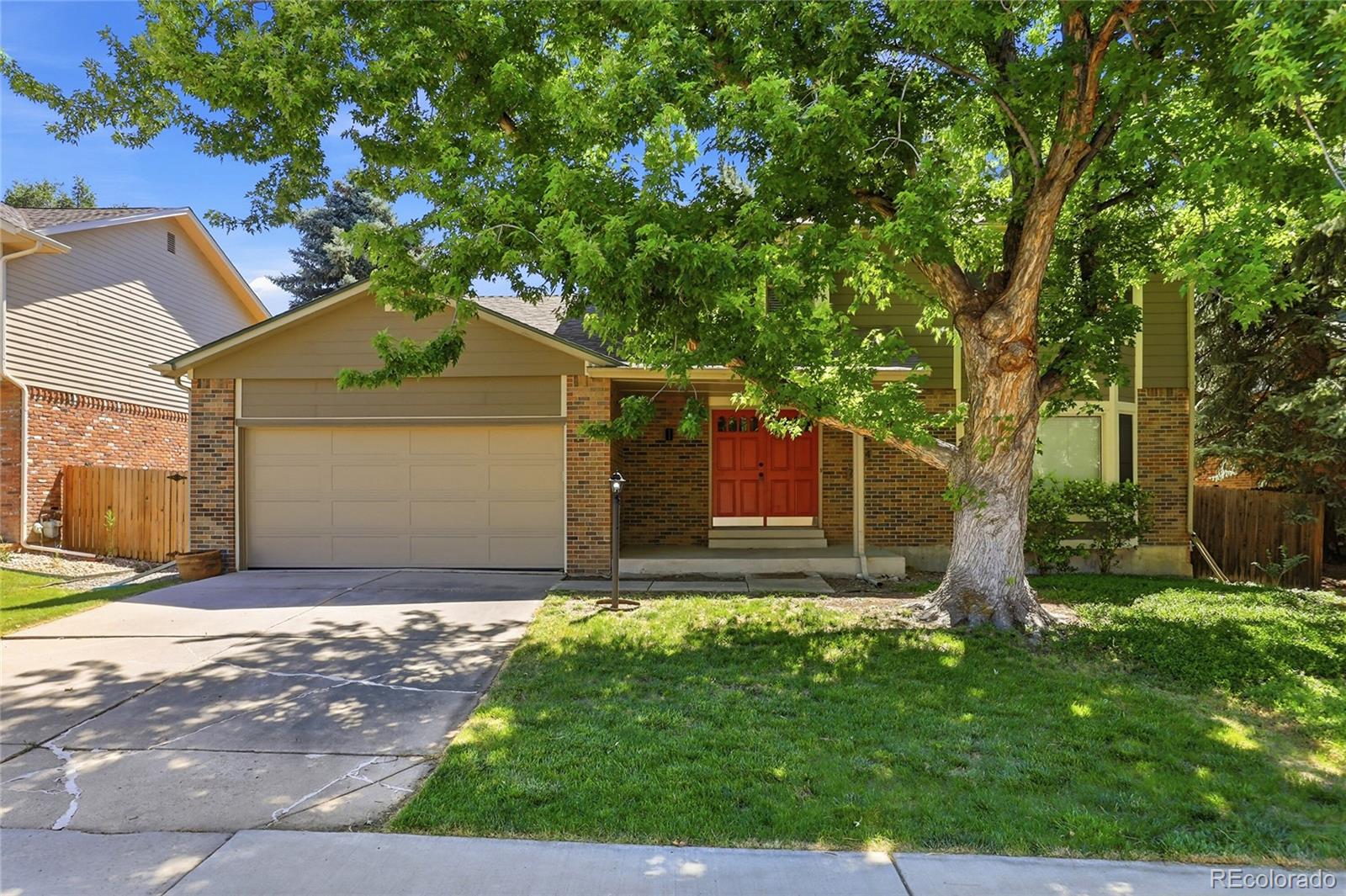 7614 S Emerson Circle