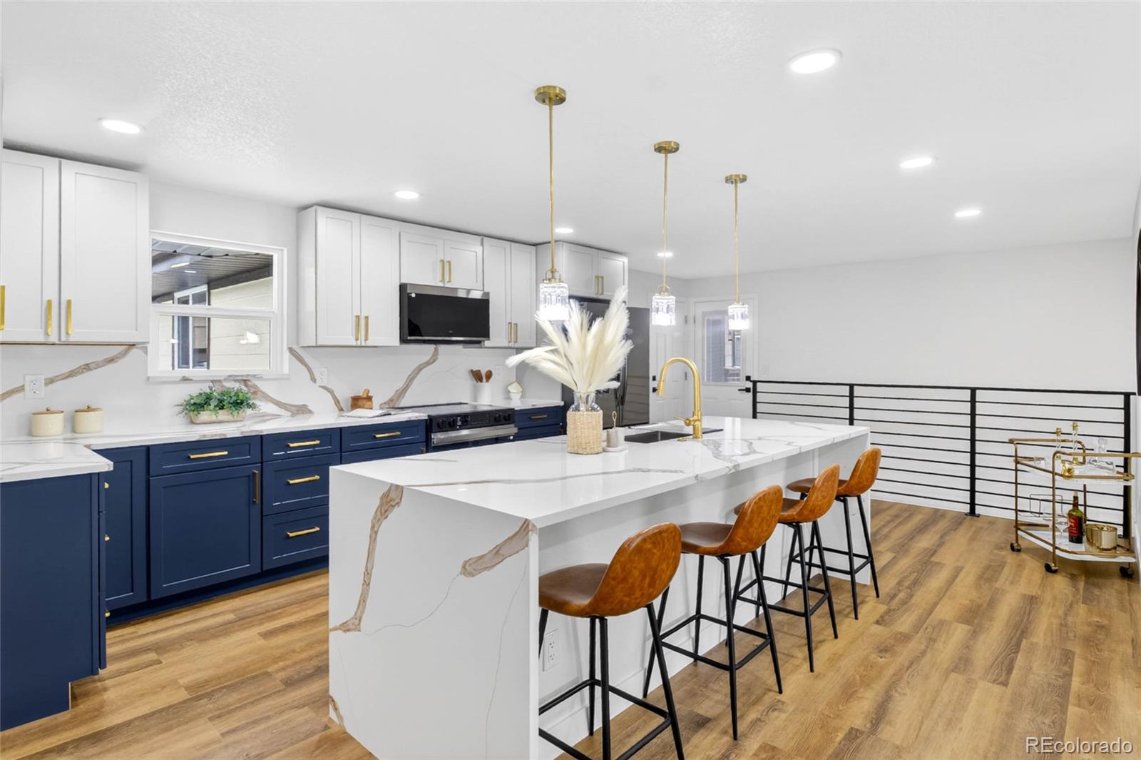 8714 W 67th Place