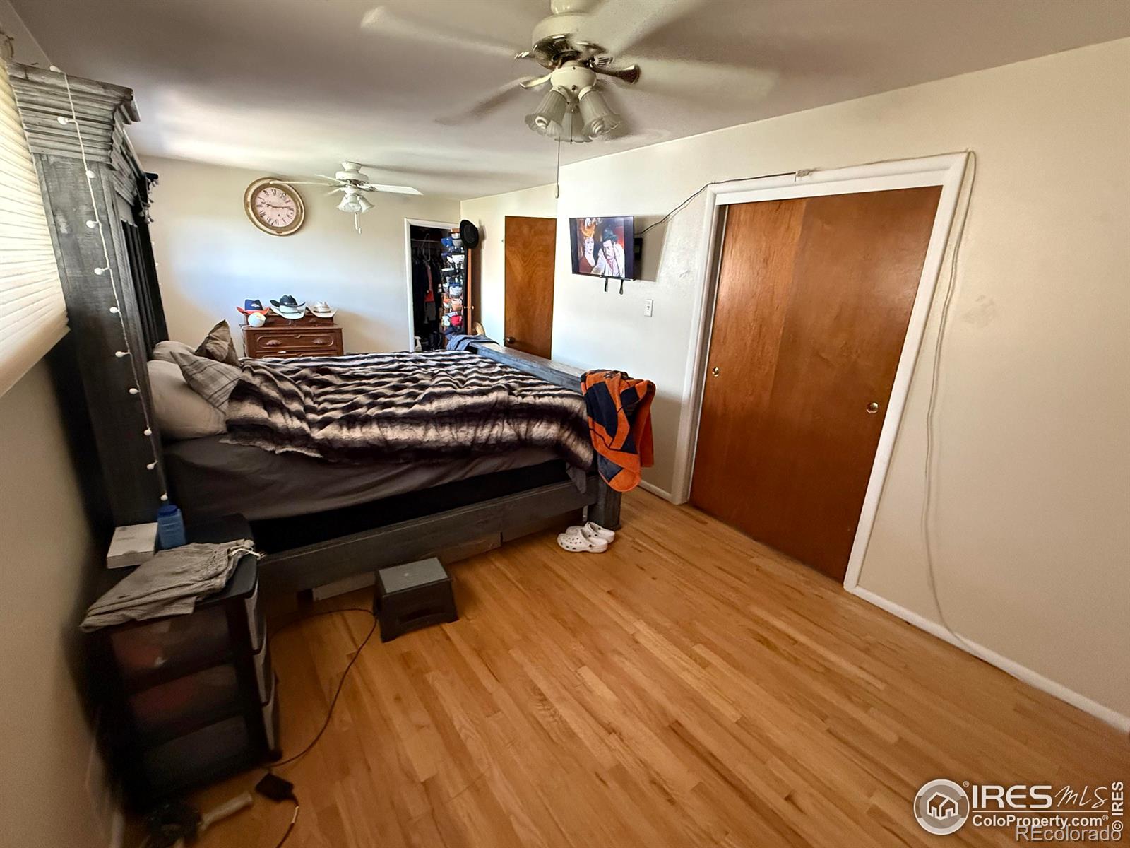 2425 W 6th Street