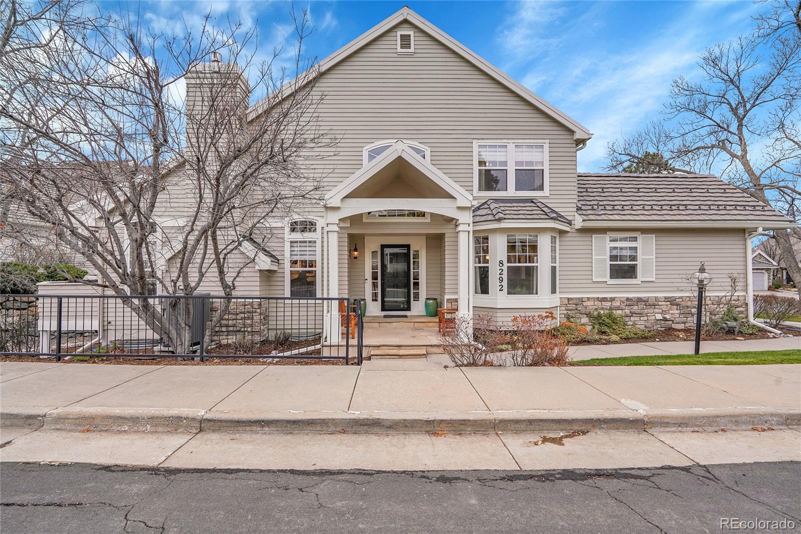 8292 S Peninsula Drive, Littleton, CO, 80120 1 8292 S Peninsula Drive