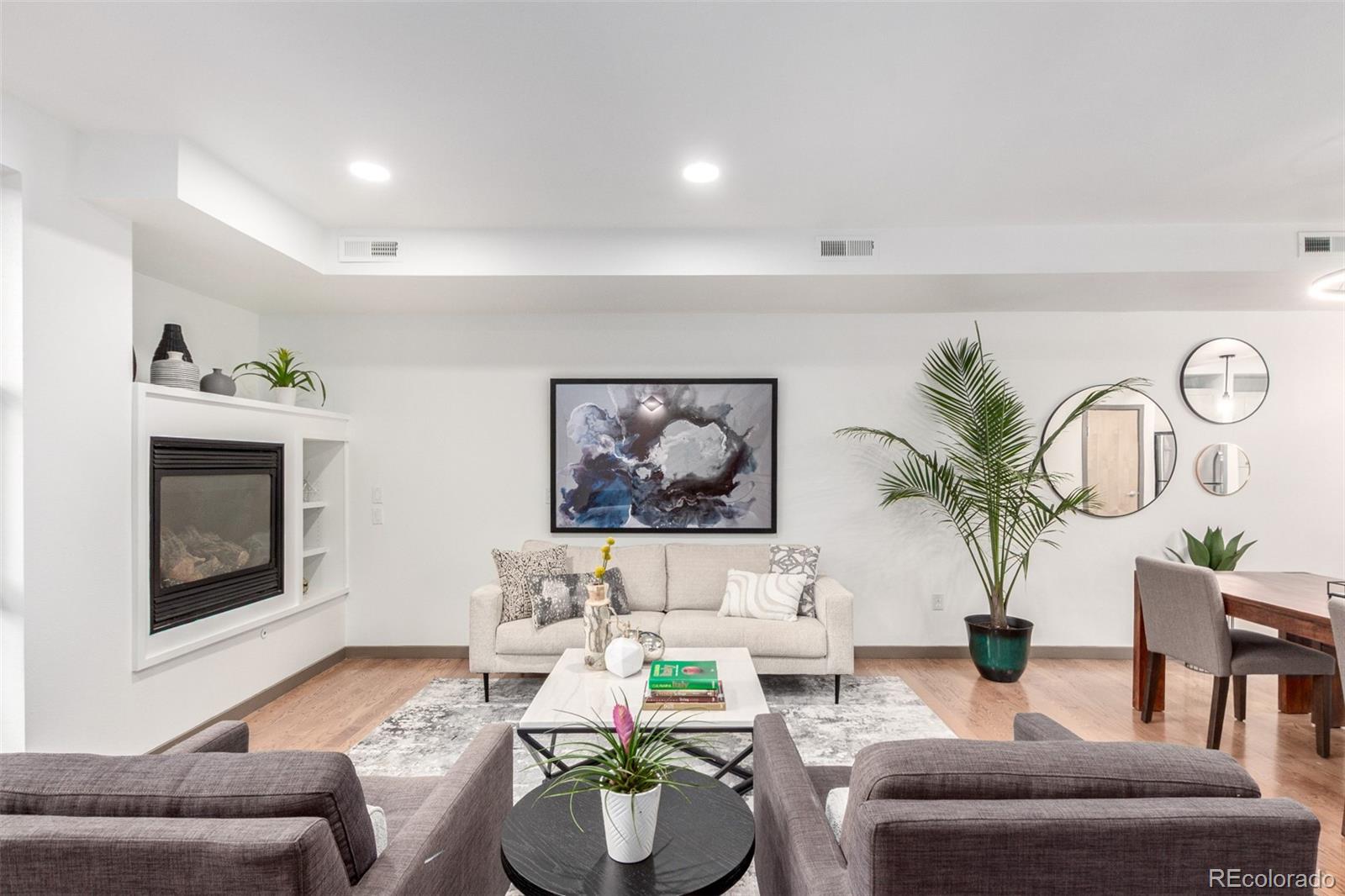2347 Glenarm Place