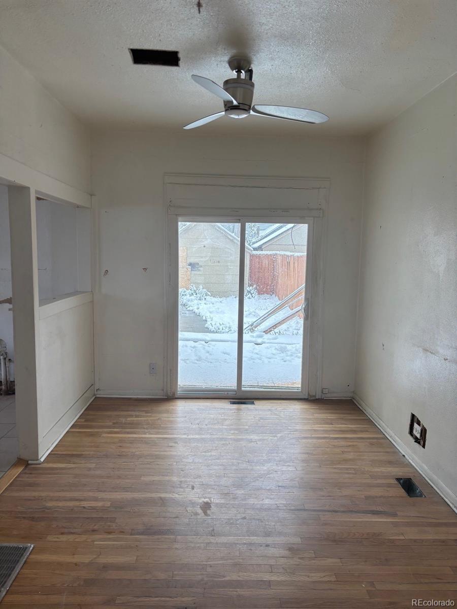 4665 N Josephine Street