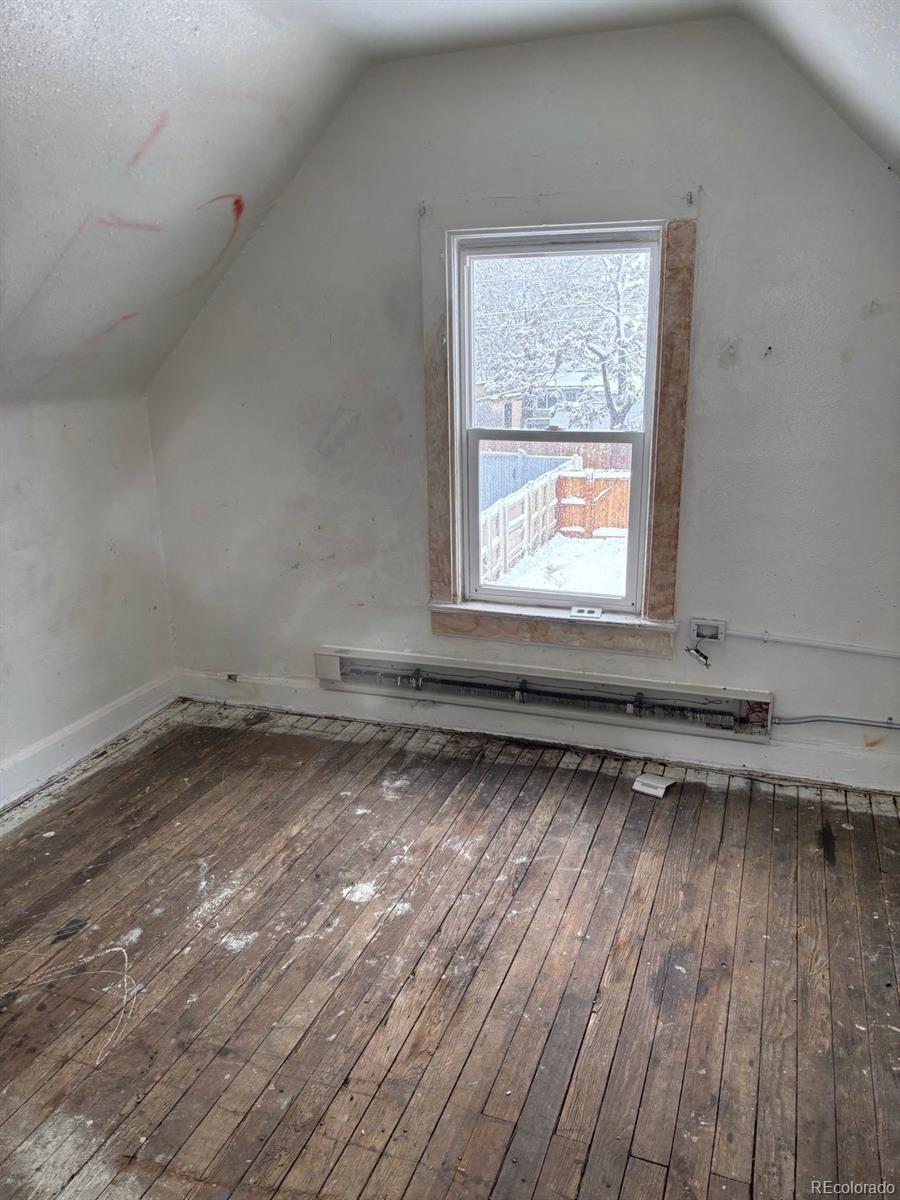 4665 N Josephine Street