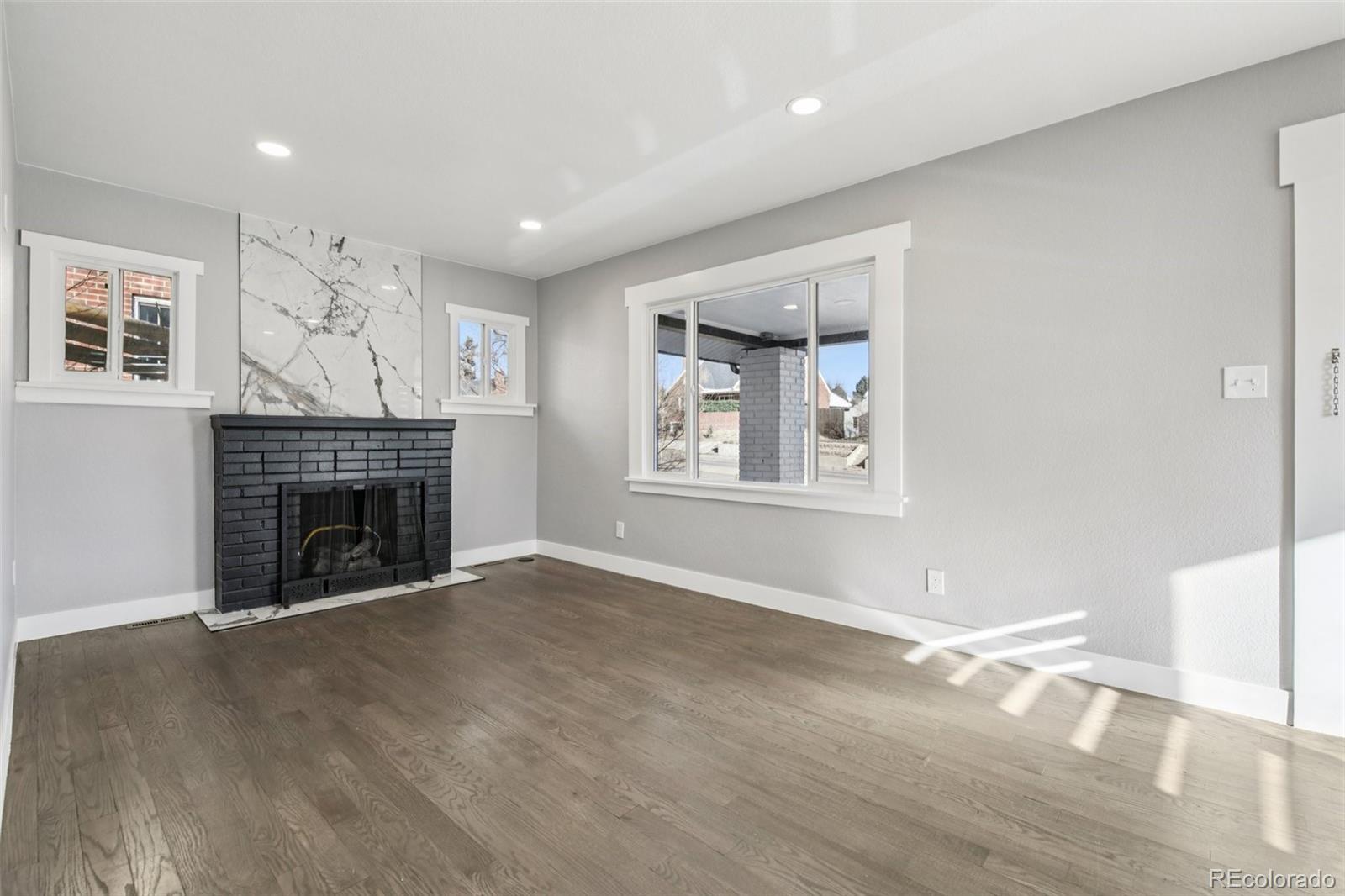 2921 Sheridan Boulevard