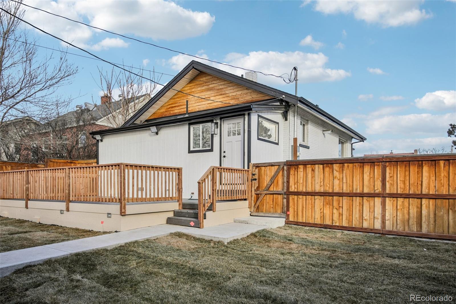 2921 Sheridan Boulevard