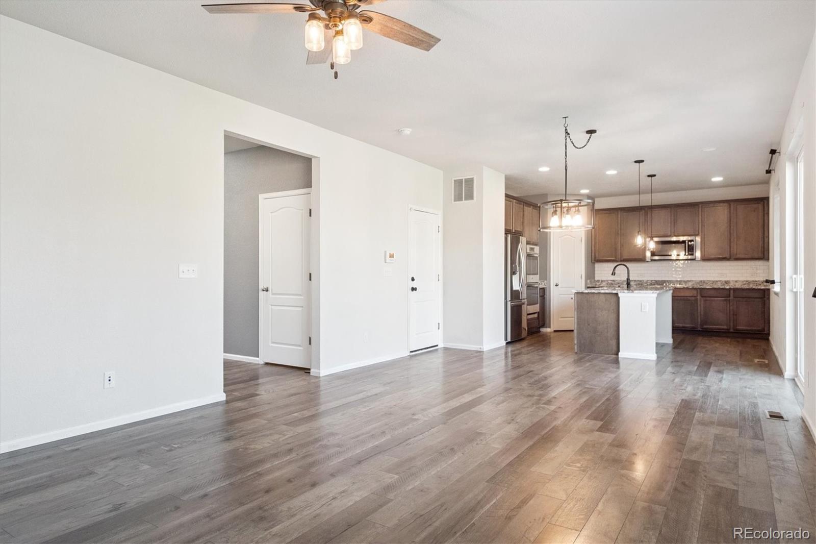 1457 Castle Creek Circle, Castle Rock, CO, 80104 3 1457 Castle Creek Circle