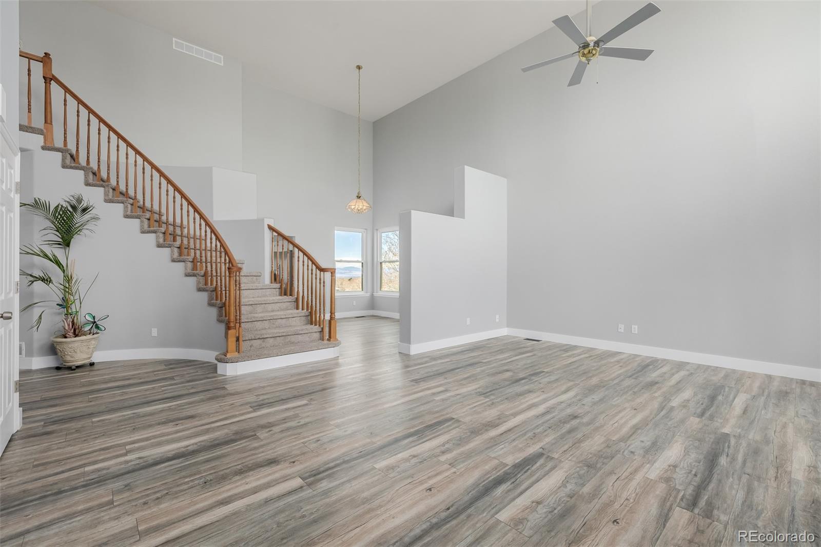9275 Erminedale Drive, Lone Tree, CO, 80124 4 9275 Erminedale Drive