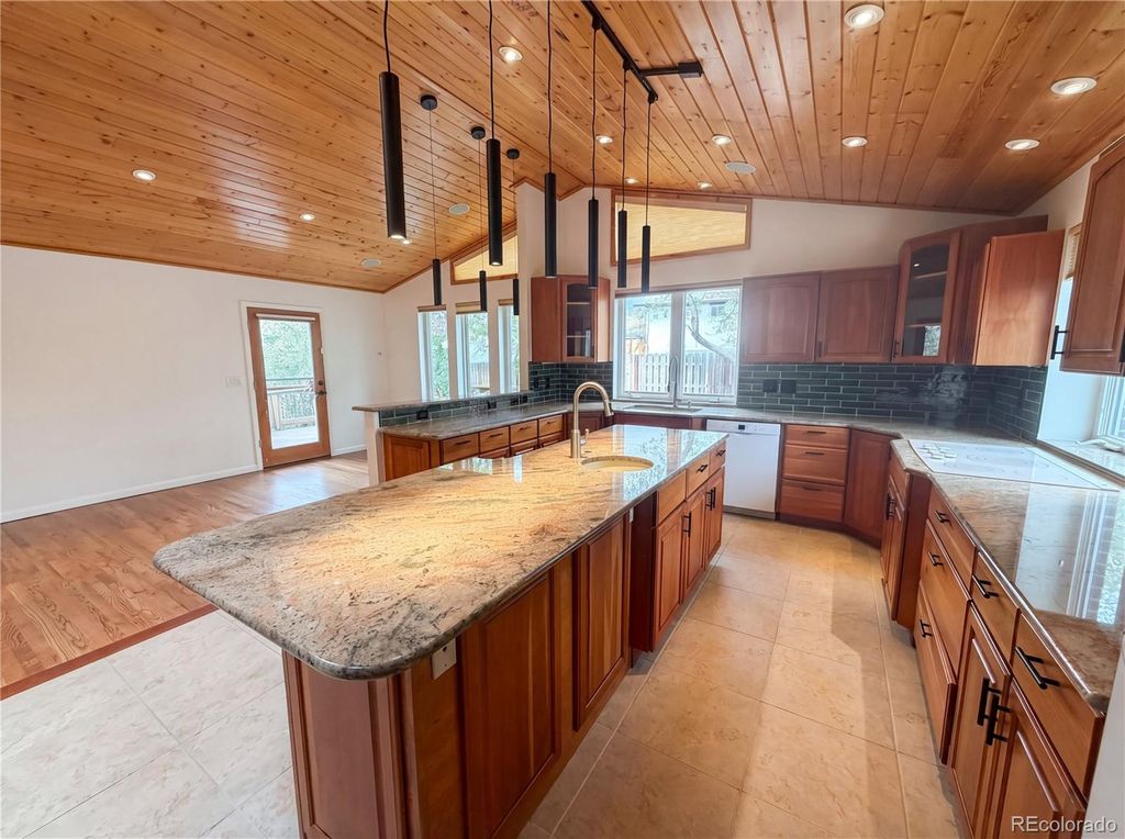 Photo of 1539 S Van Gordon Court, Lakewood, CO 80228 (MLS # 5353514)