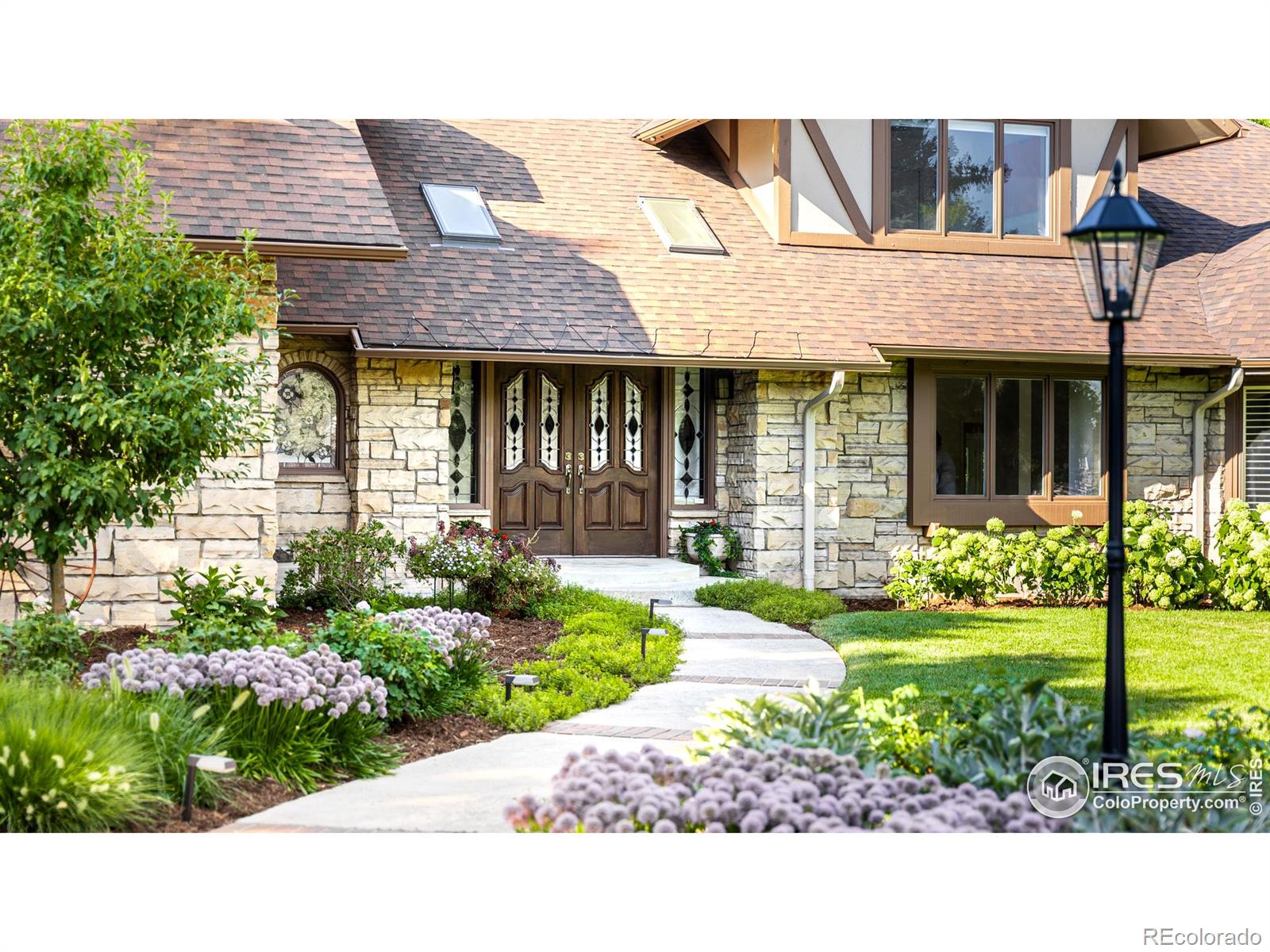 6134 Songbird Circle