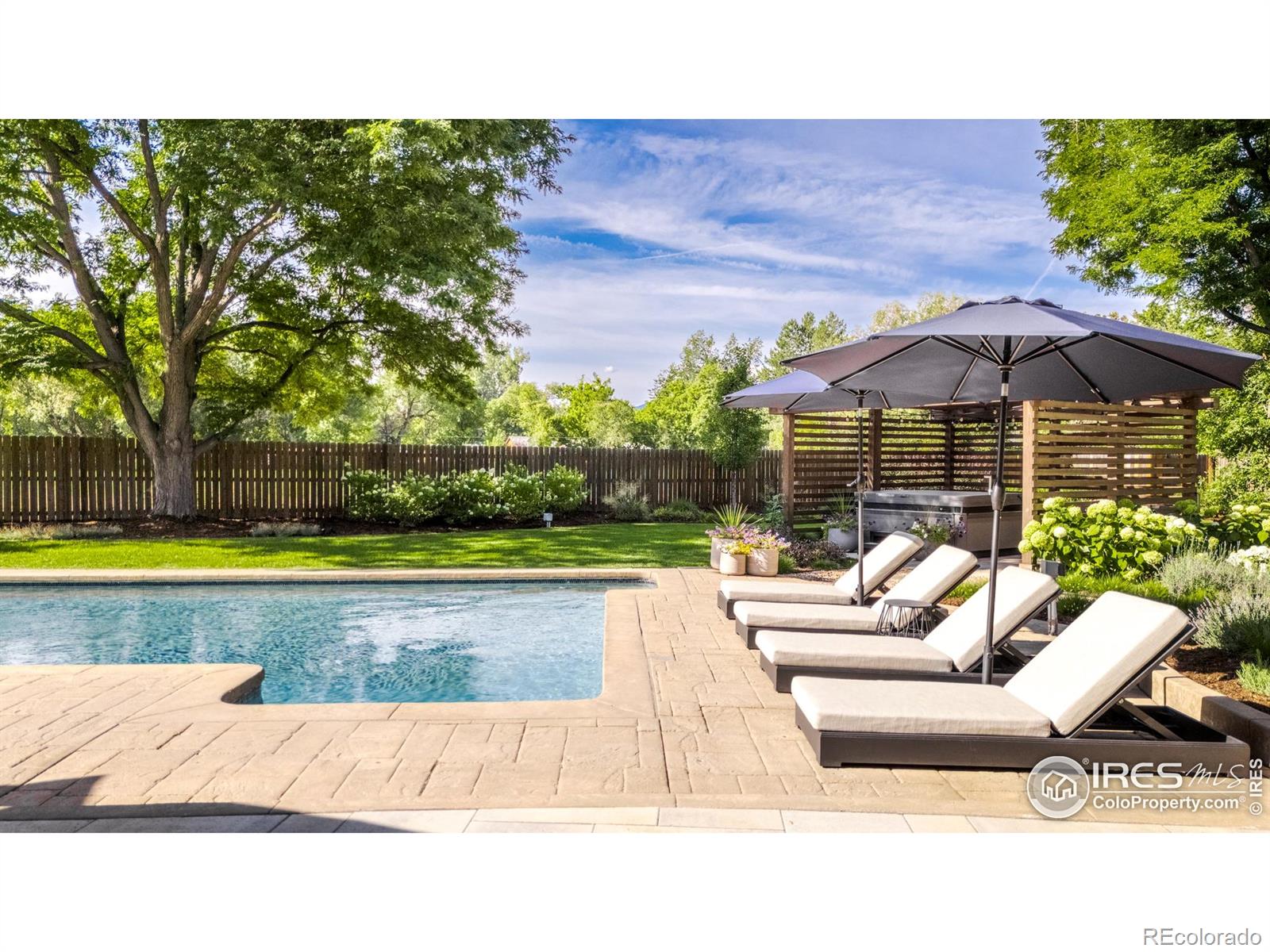 6134 Songbird Circle