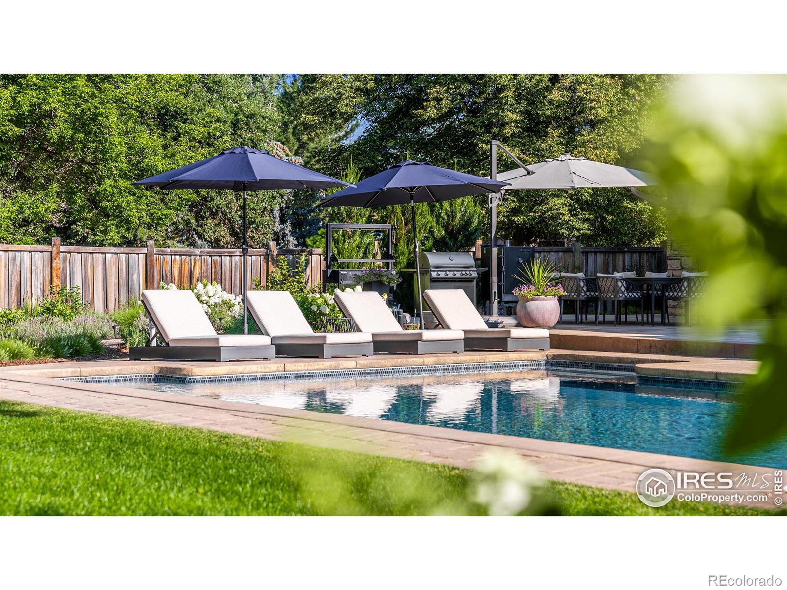 6134 Songbird Circle