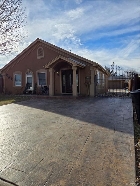 633 S Stuart Street Denver CO 80219