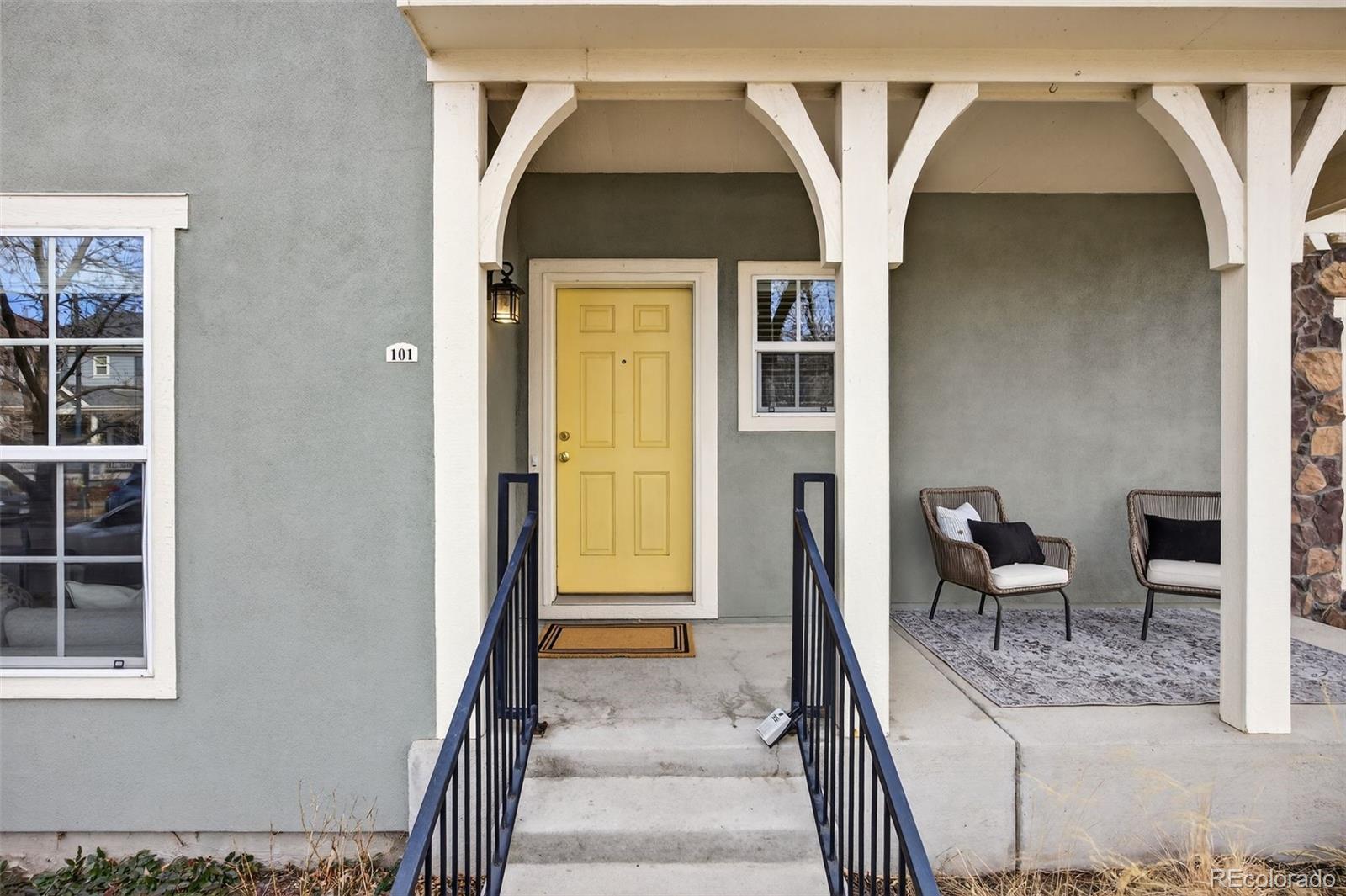 2290 Akron Court 101