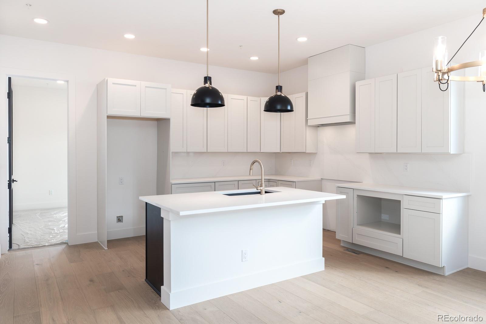 442 Lions Gate Drive