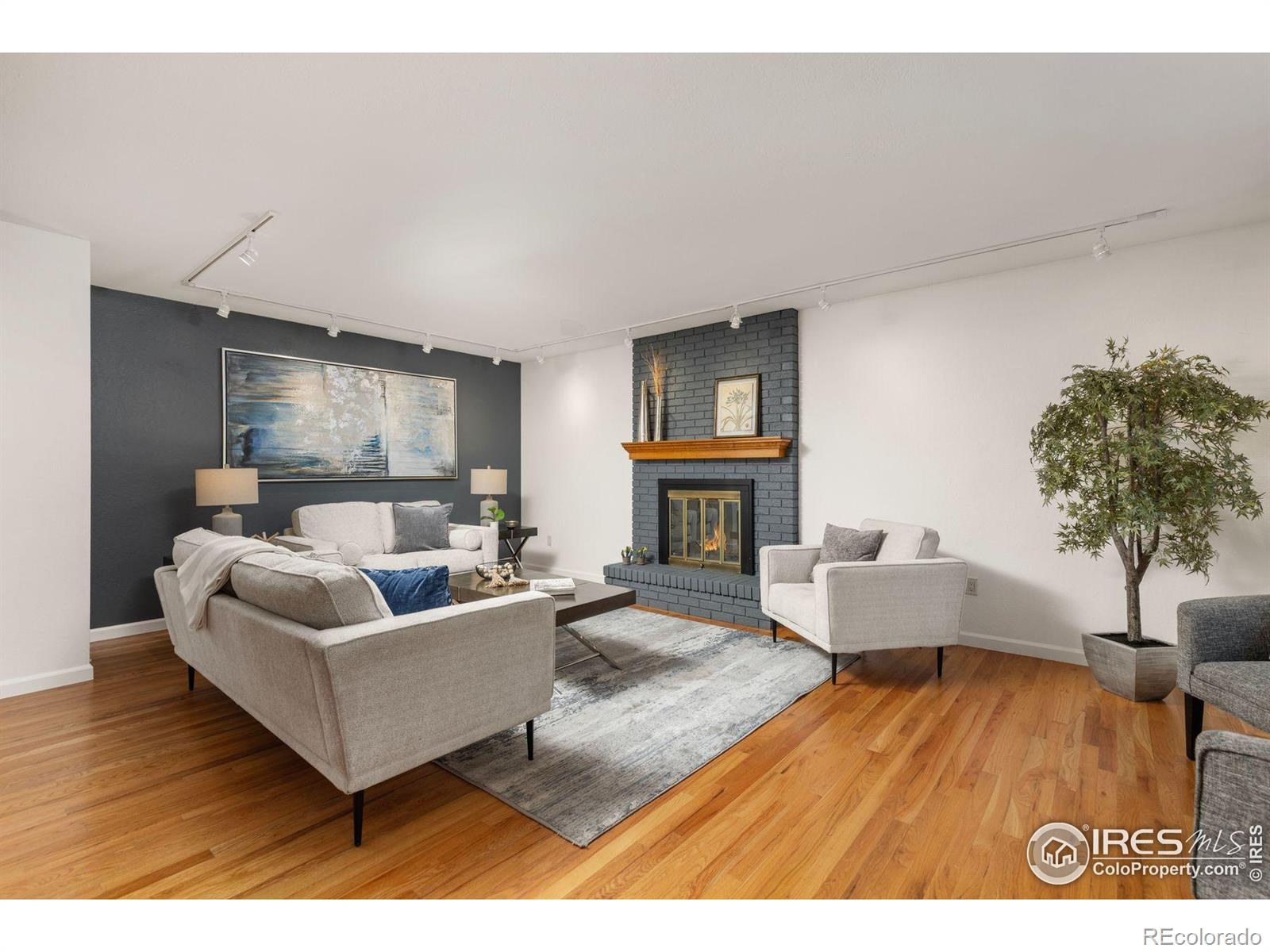 1058 W Choke Cherry Drive