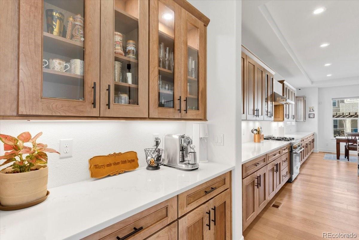 6742 S Waterloo Court