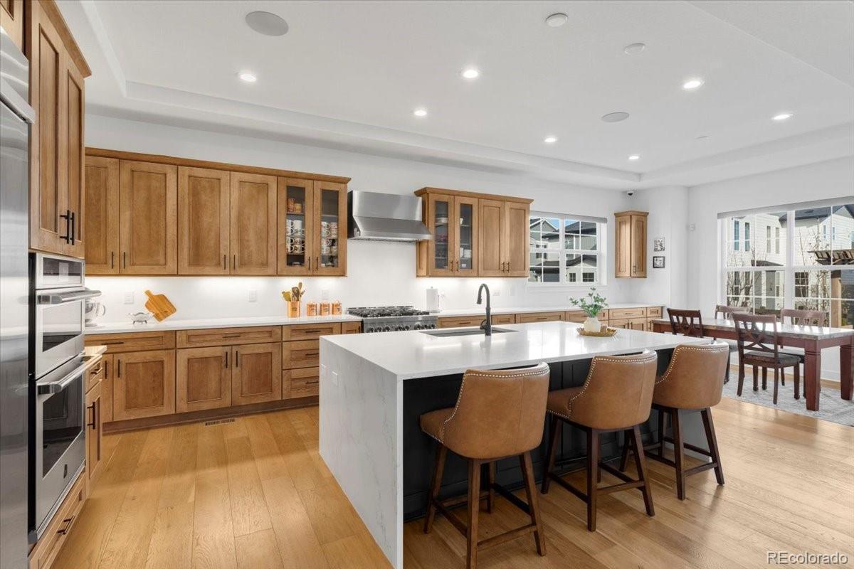 6742 S Waterloo Court