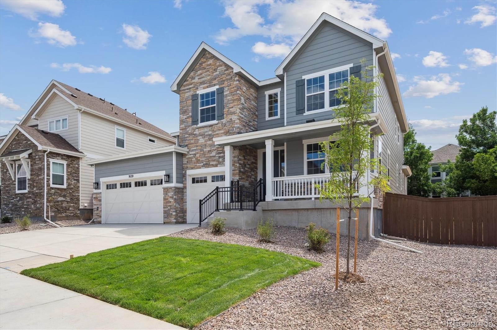 9159 Gold Lace Place