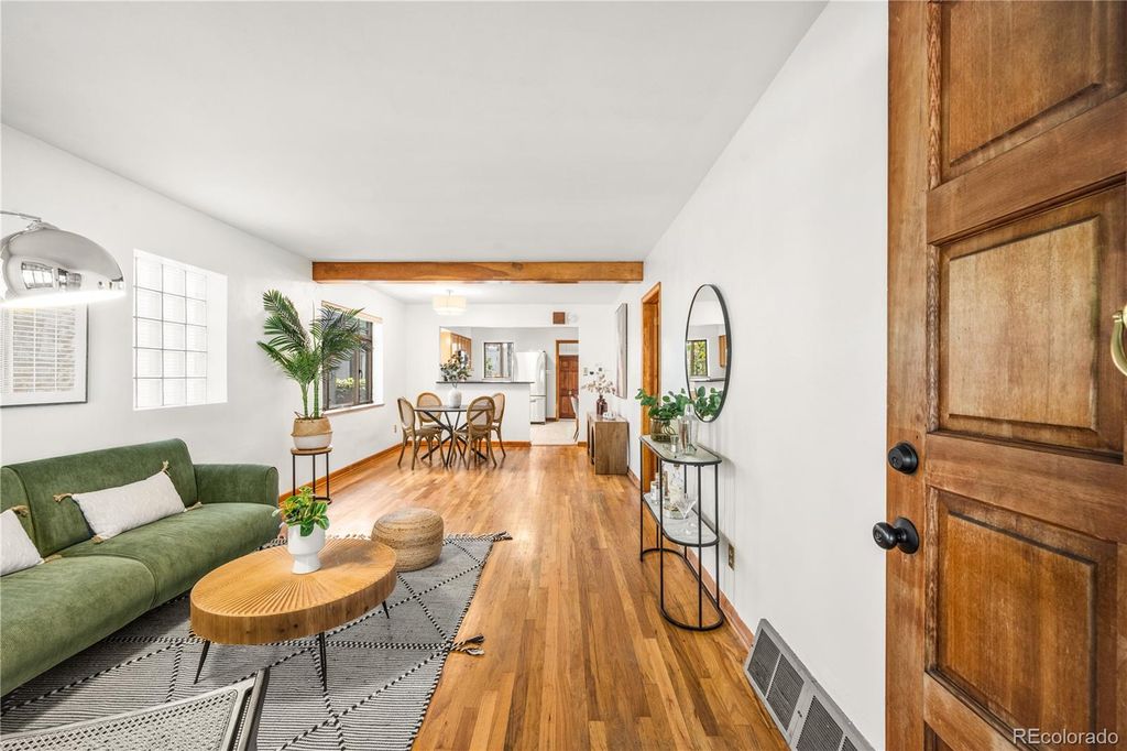 Photo of 341 N Lincoln Street, Denver, CO 80203 (MLS # 2385158)