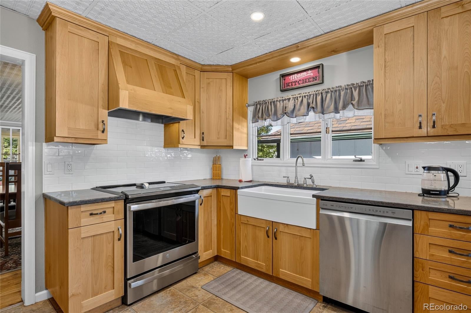 16445 W 63rd Place W