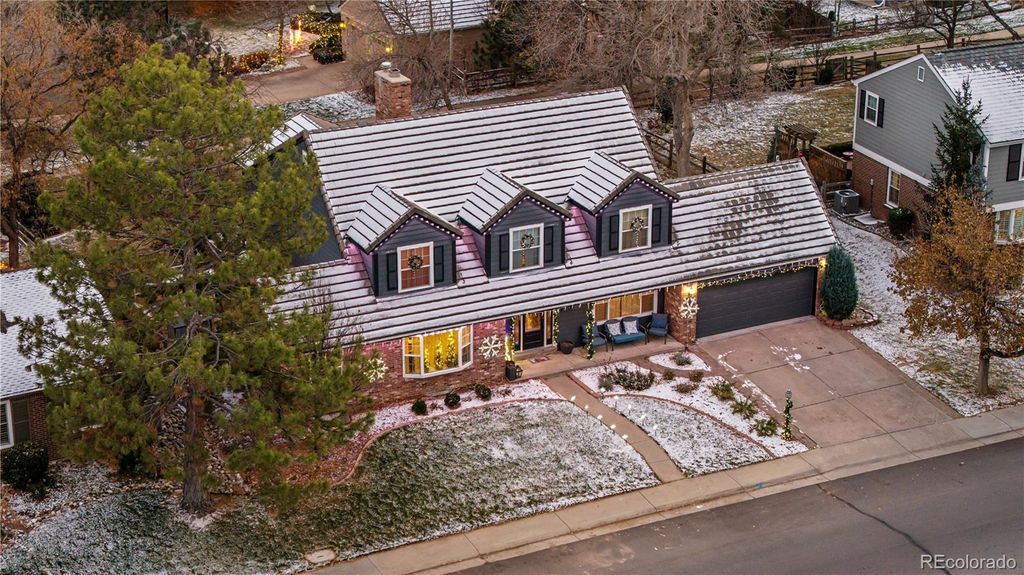 Photo of 8644 W Progress Place, Littleton, CO 80123 (MLS # 5839222)