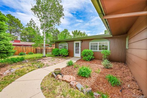 5722 W Chestnut Avenue Littleton CO 80128