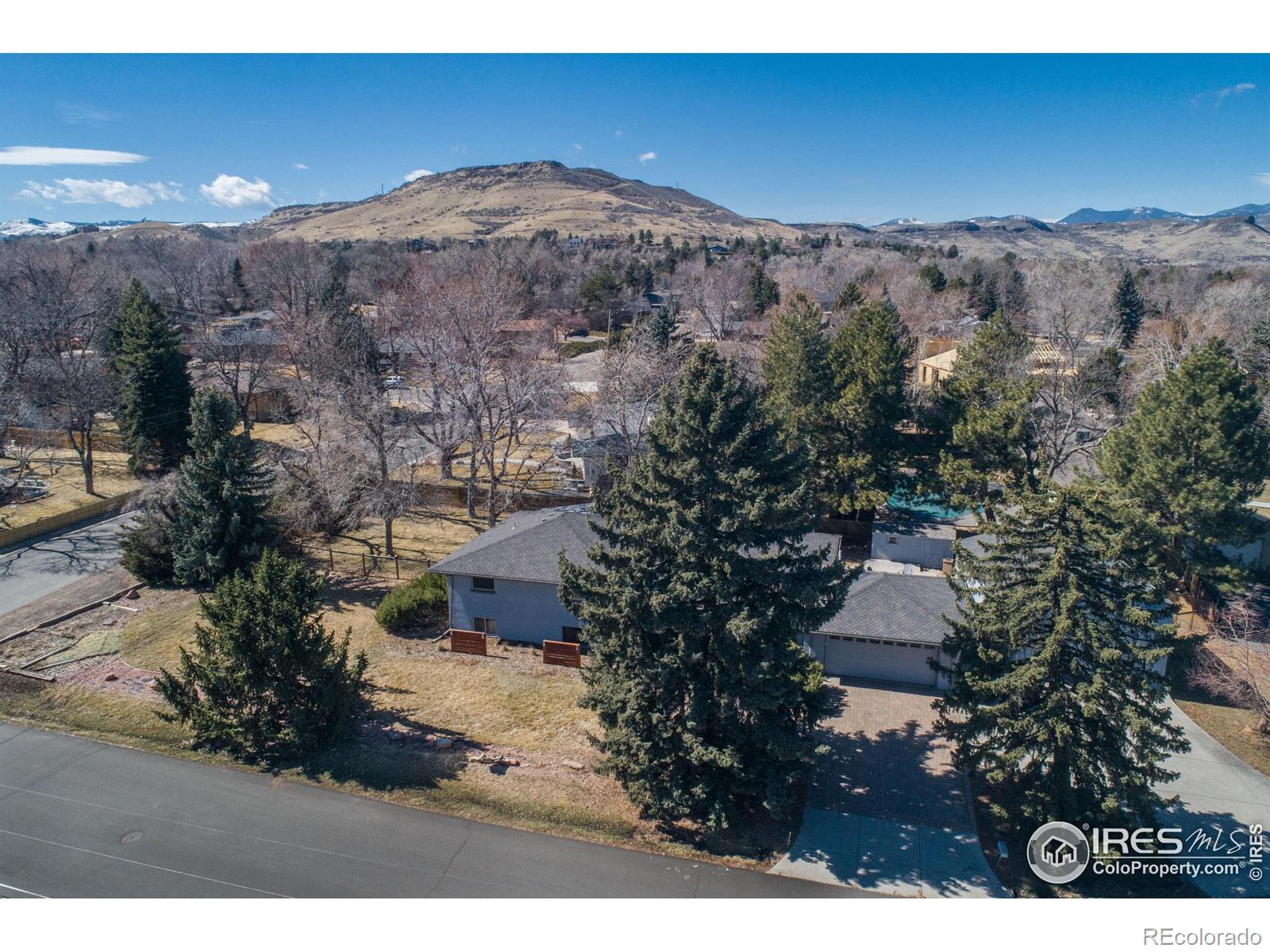 2605 Crabapple Court