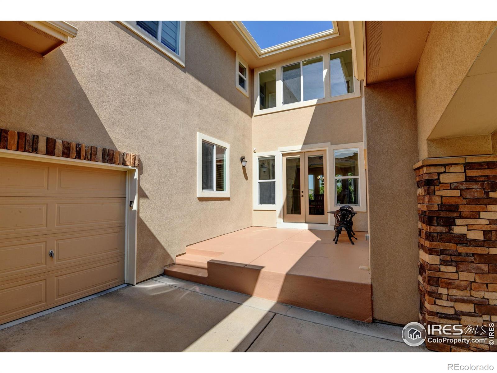 13973 Pinehurst Circle
