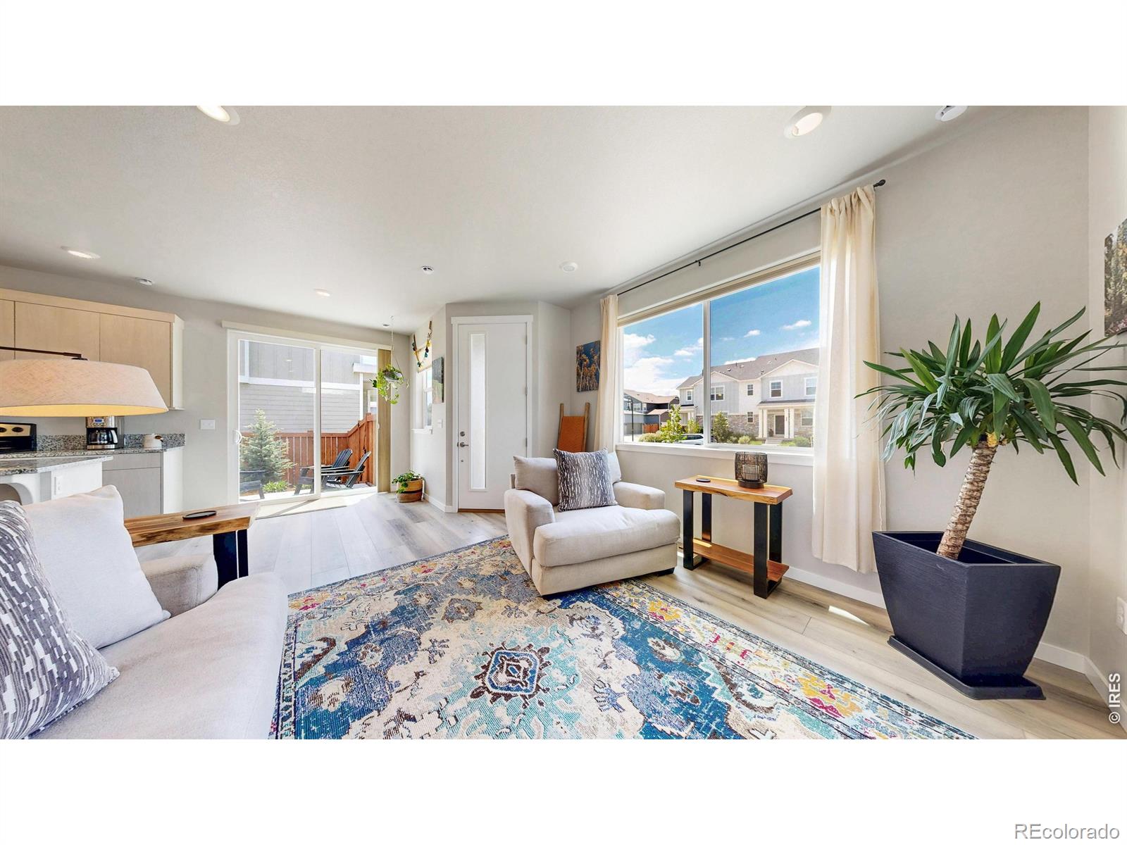 228 E 4th Street