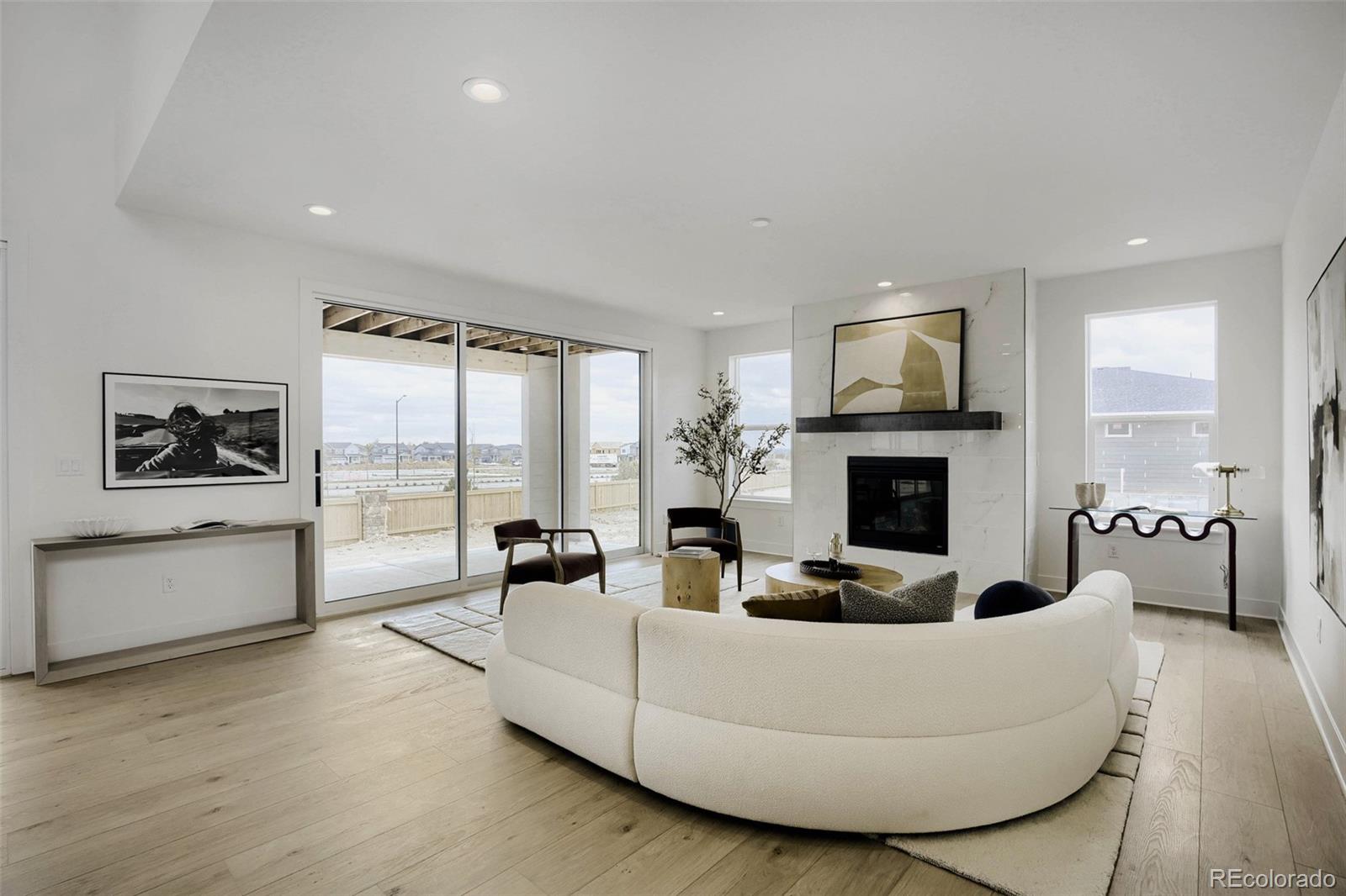 3184 Westcliff Drive