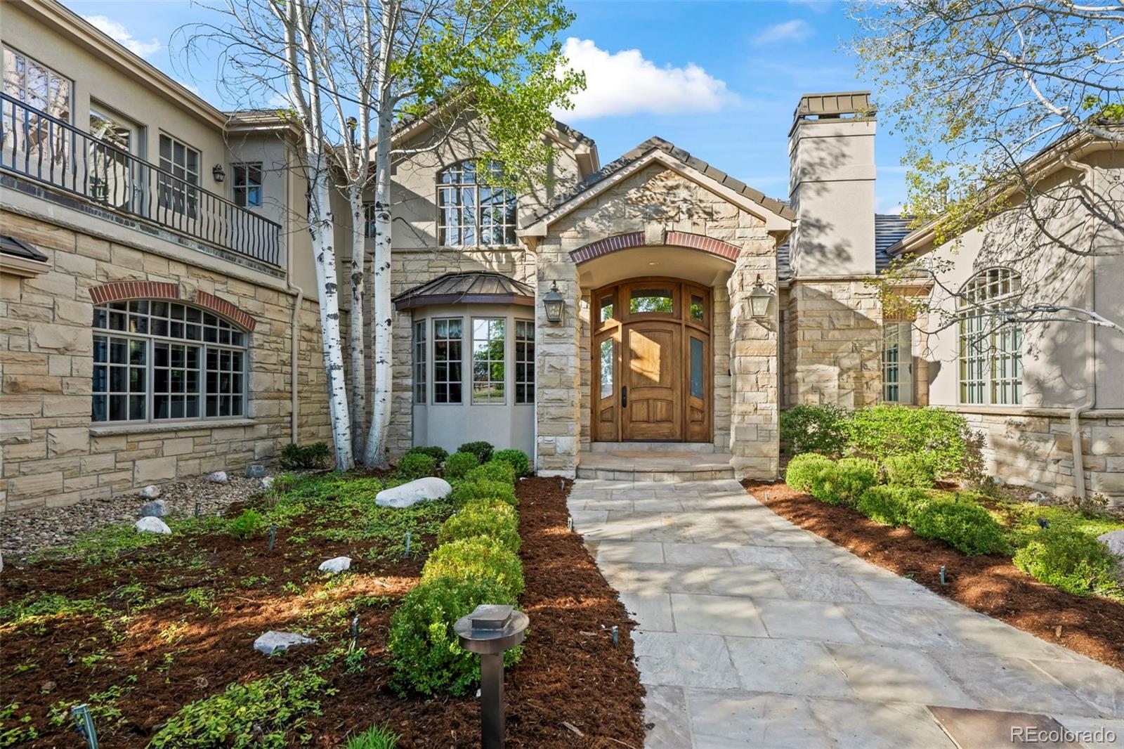 6303 Snowberry Lane