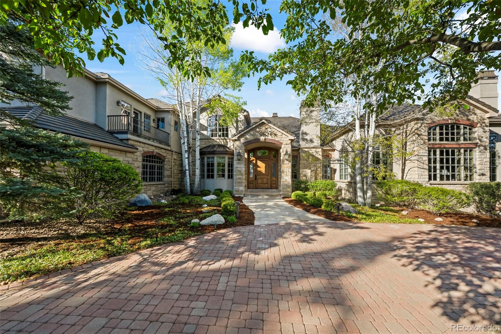 6303 Snowberry Lane