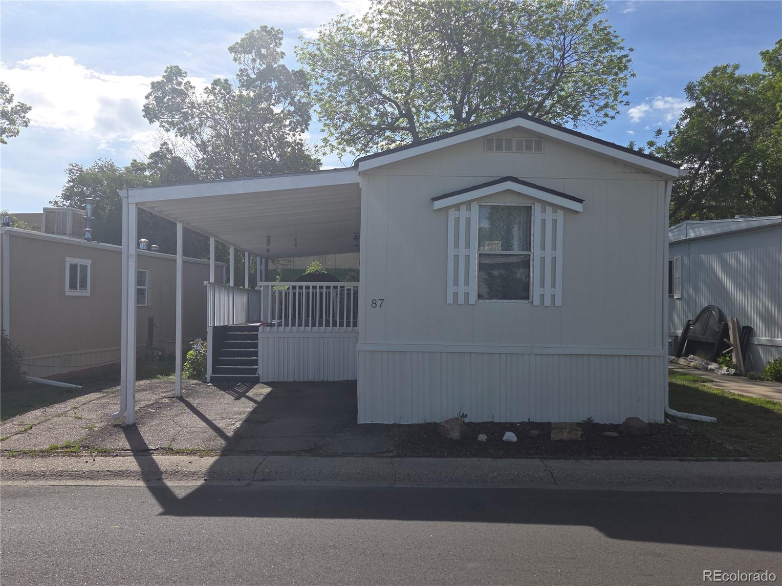 8201 S SantaFe Drive