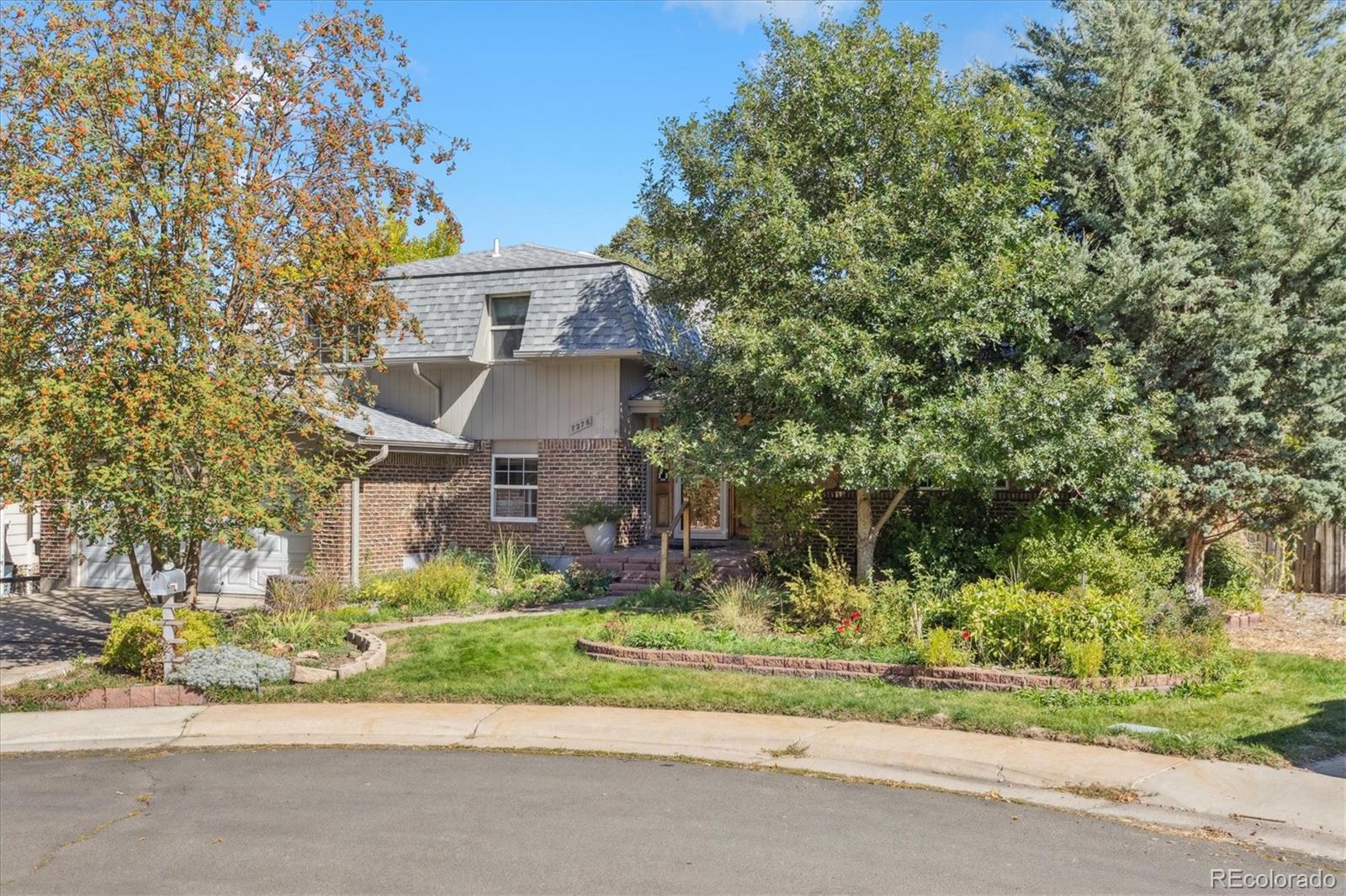 7276 S Elm Court