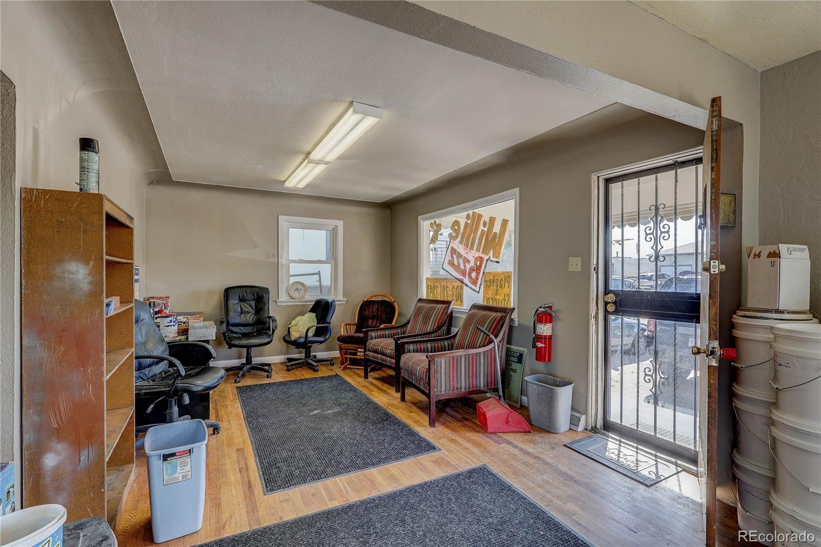 2053 W Hamilton Place