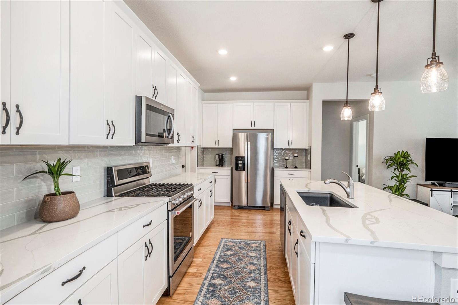 1962 Canyonpoint Lane, Castle Pines, CO, 80108 2 1962 Canyonpoint Lane