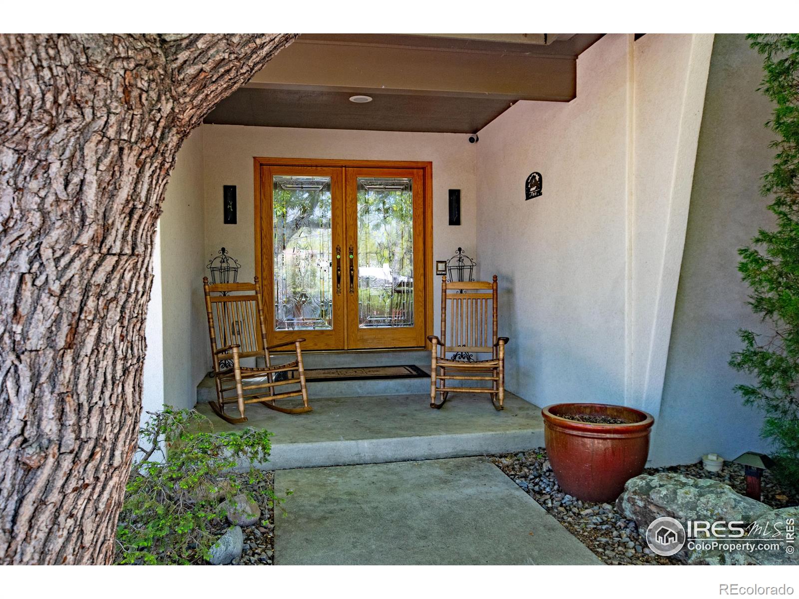 3708 Manzanita Drive