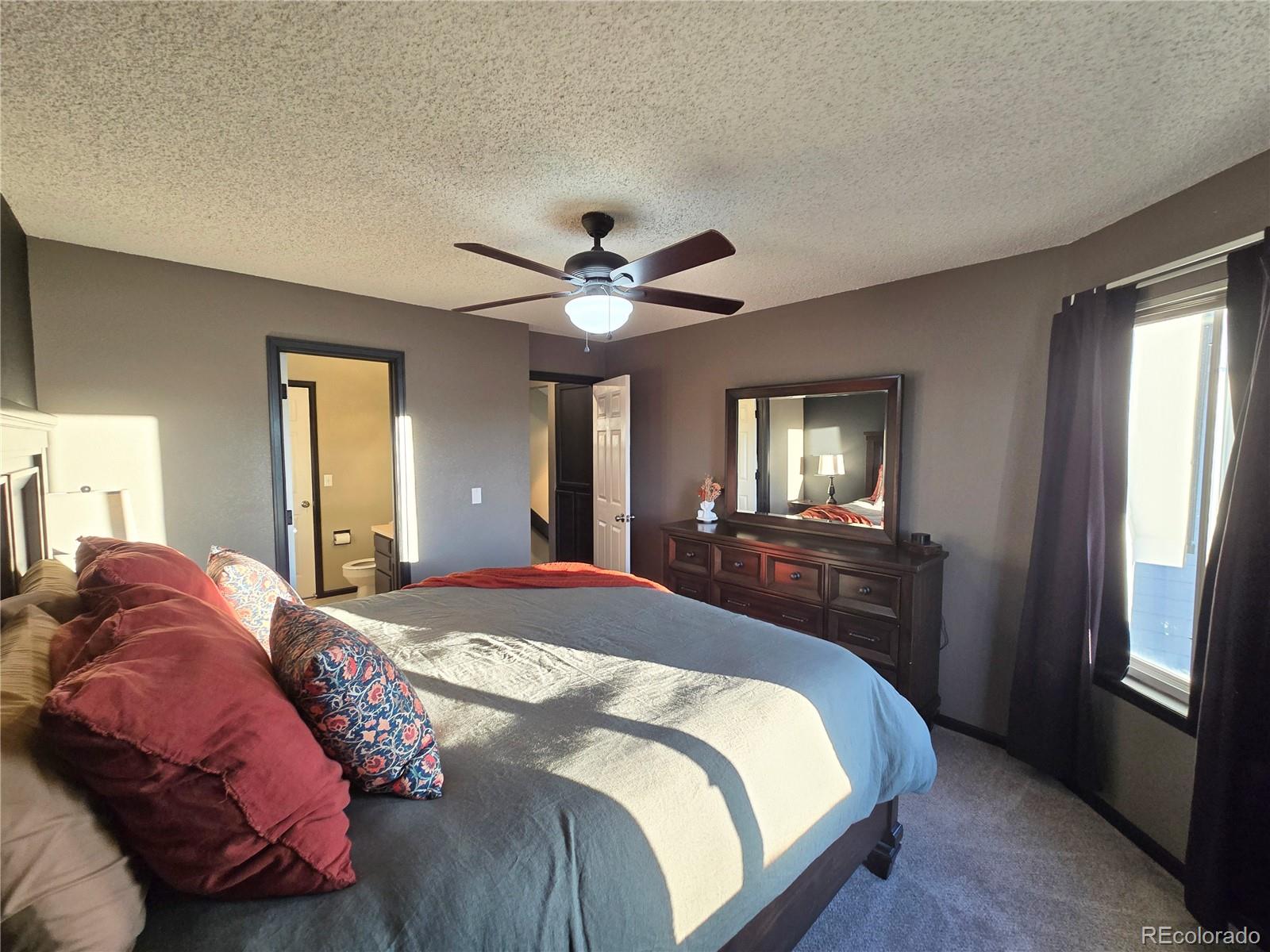 8827 Cloverleaf Circle