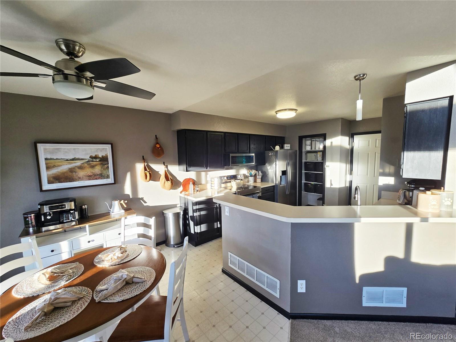 8827 Cloverleaf Circle