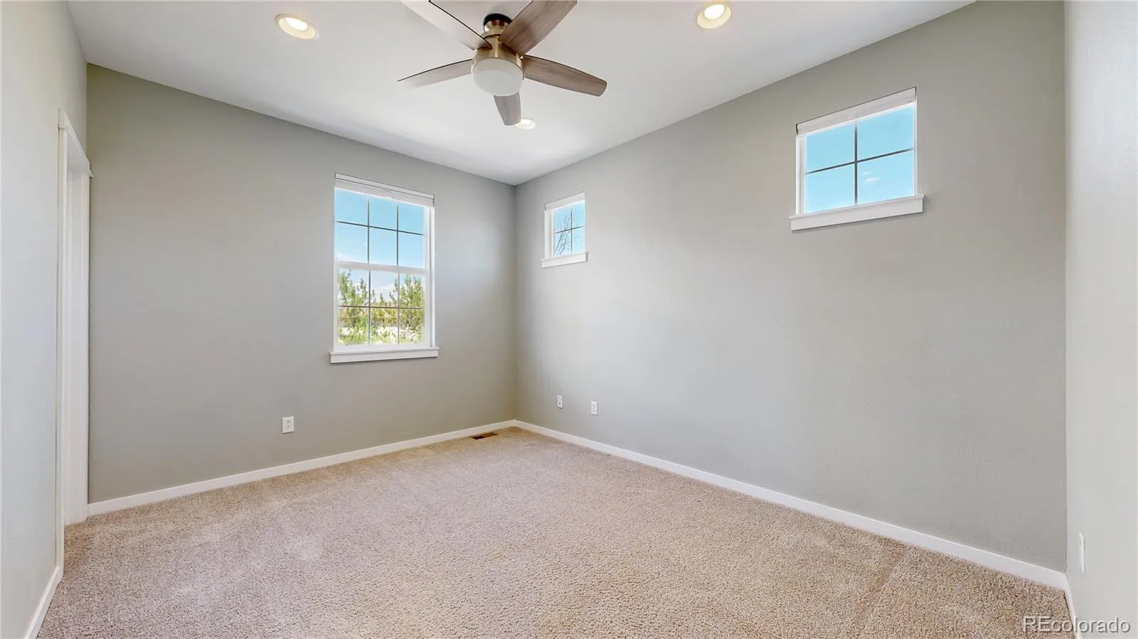 Lafayette, Colorado 80026, United States, 3 Bedrooms Bedrooms, ,3 BathroomsBathrooms,Residential,Active,114336