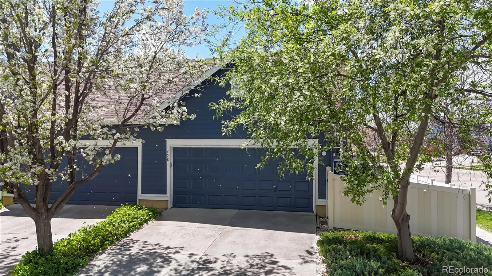 Lafayette, Colorado 80026, United States, 3 Bedrooms Bedrooms, ,3 BathroomsBathrooms,Residential,Active,114336