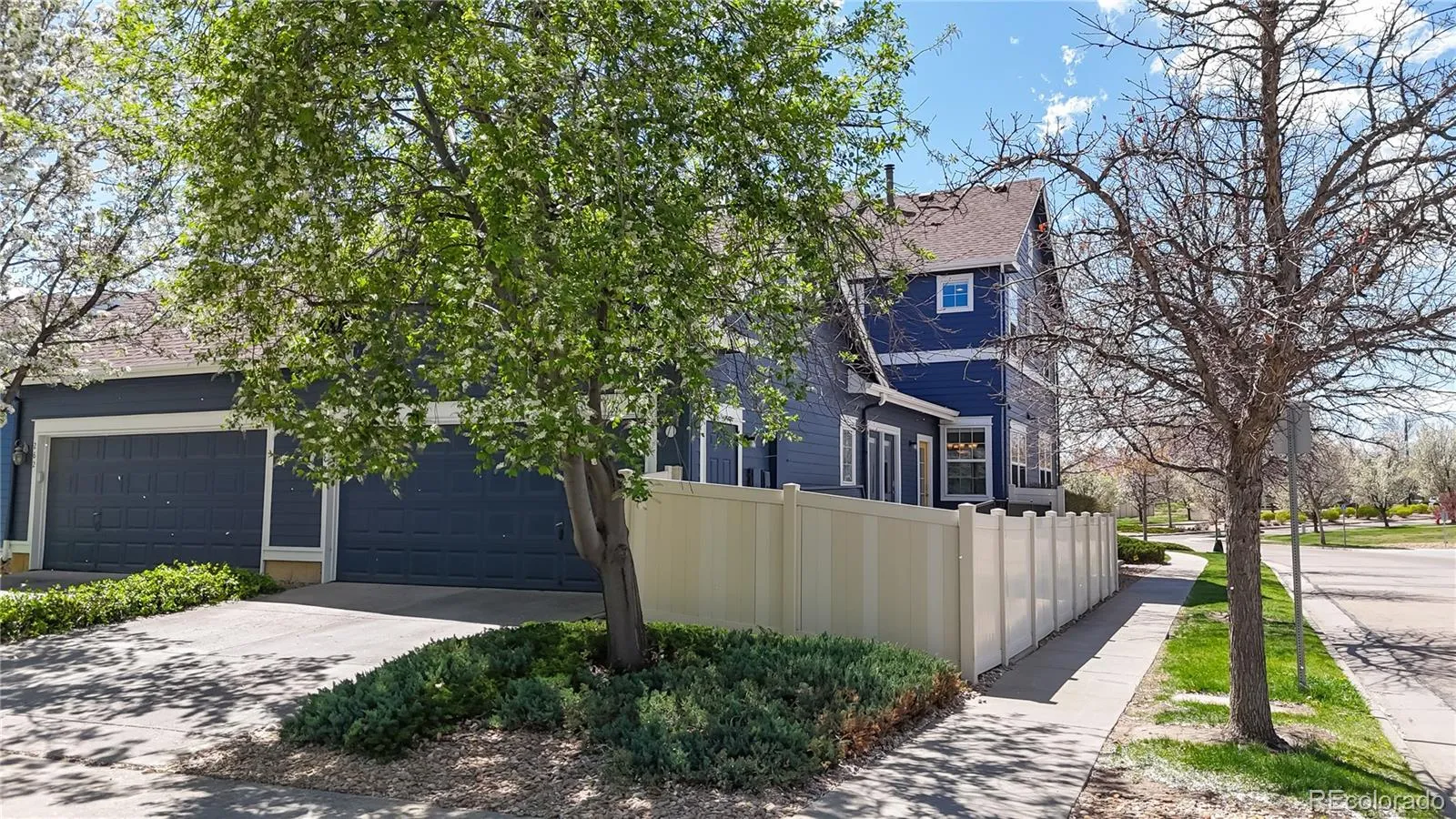 Lafayette, Colorado 80026, United States, 3 Bedrooms Bedrooms, ,3 BathroomsBathrooms,Residential,Active,114336