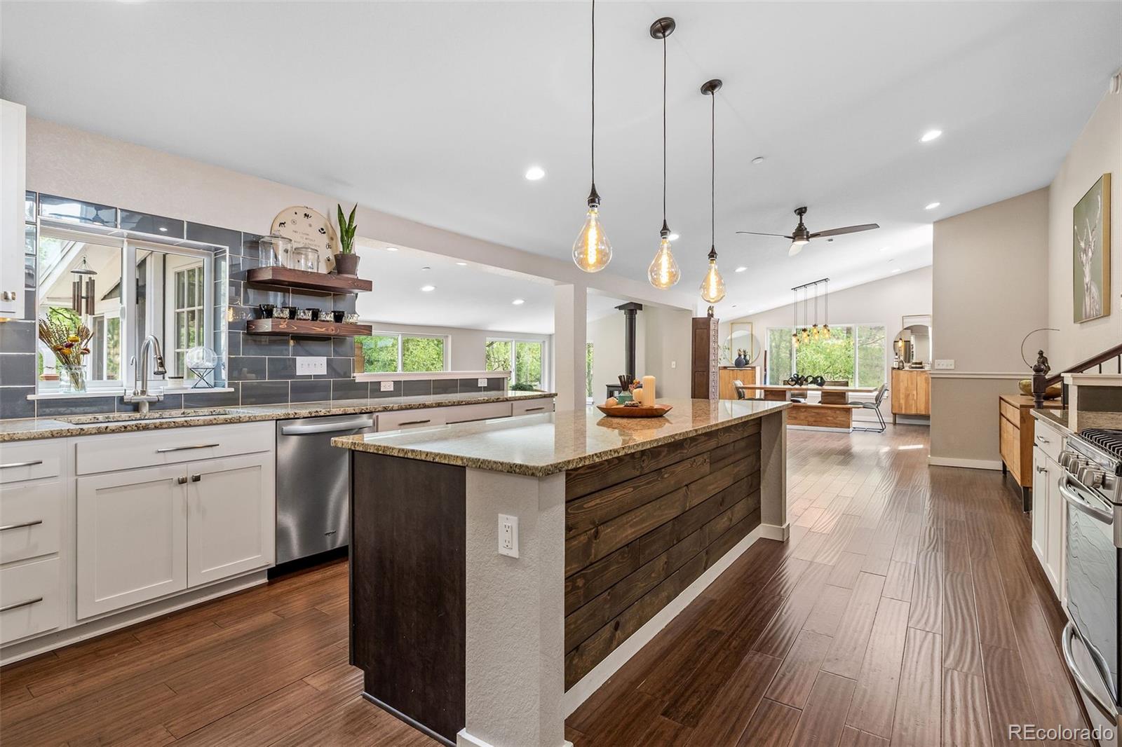 626 Valley Lane