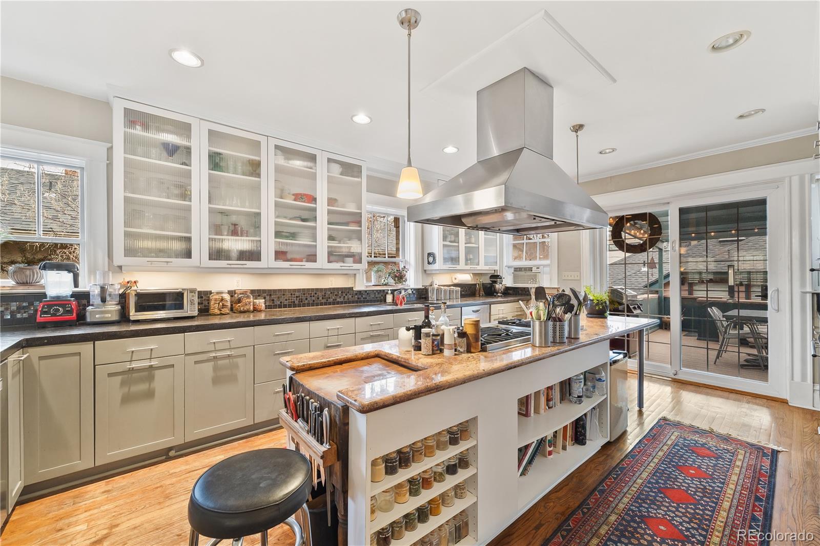 939 N Pearl Street C