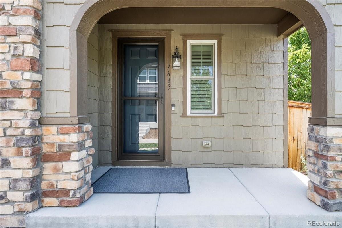 7633 S Yakima Court