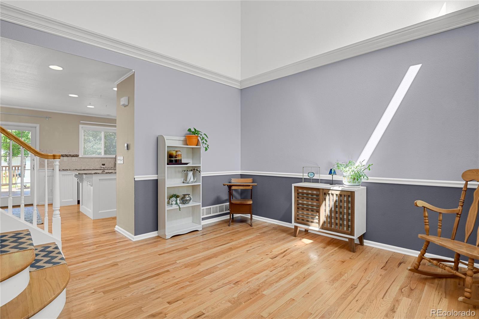 9665 Whitecliff Place